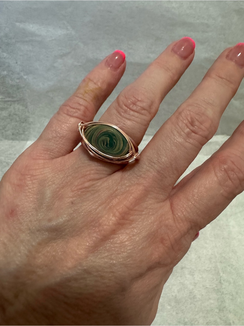 Handcrafted Wire Wrapped Green Stone Ring Rose Gold Tone Size 8